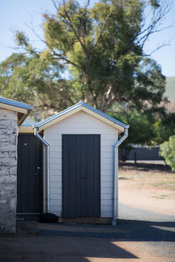 Paxton Square Cottages Burra Extérieur photo