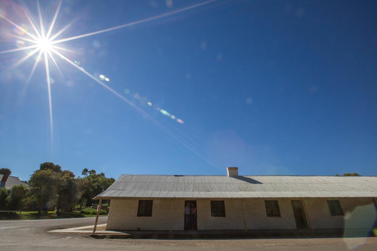 Paxton Square Cottages Burra Extérieur photo
